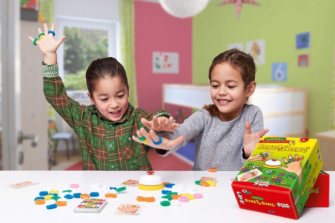 Ein gutes Auge, bunte Haargummis und eine pfiffige Idee sorgen für rasanten Spielspaß.