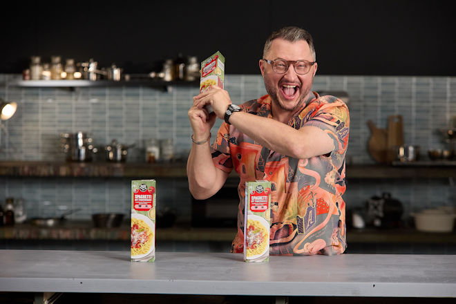 Die Spaghetti mit Tomatensoße von Aldi ähneln sehr dem Kultprodukt Miracoli. Wie sich die beiden Fertiggerichte unterscheiden, zeigt "besseresser" Sebastian Lege.