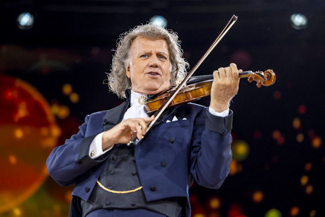 "Das gro&szlig;e Open-Air-Konzert 2025" mit Andr&eacute; Rieu aus Maastricht l&auml;uft heute (29.12.2025) noch einmal im SWR.