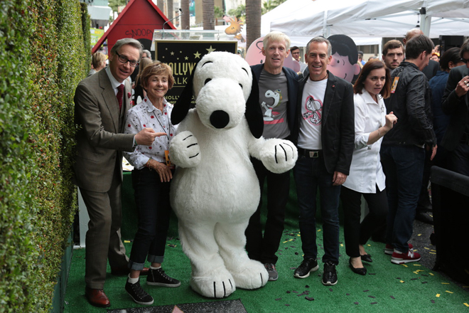 Hat jetzt einen eigenen Stern auf dem Walk of Fame: Snoopy aus "Die Peanuts - Der Film"