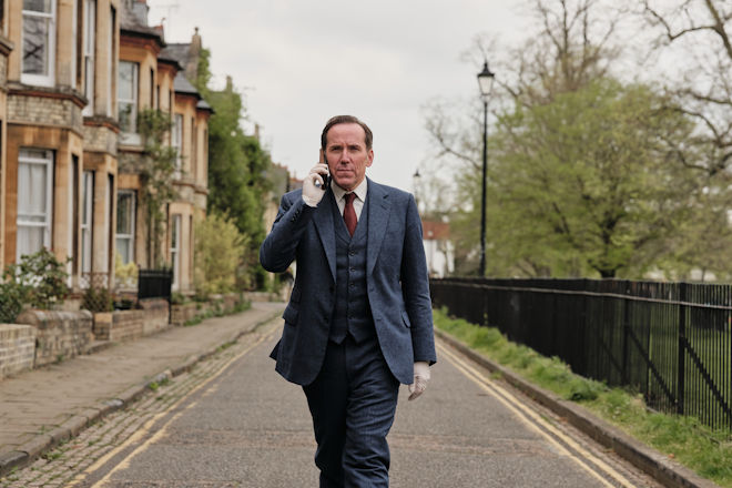 Der k&uuml;hle Analytiker Professor Jasper Tempest (Ben Miller) blickt in der neuen Staffel von "Professor T" erneut hinter die Fassaden Cambridge&rsquo;scher Verbrechen.