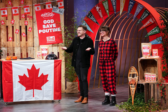 Geneviève Pilon und Holger Bröckner präsentieren "The Poutine Kitchen". Poutine, Kanadas Fast Food Nummer 1, für zuhause.