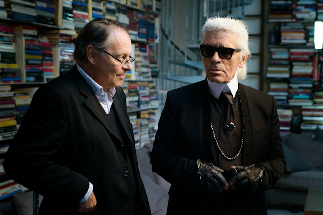 Designer Karl Lagerfeld (r.) im Gespräch mit Filmemacher Gero von Boehm (l.).