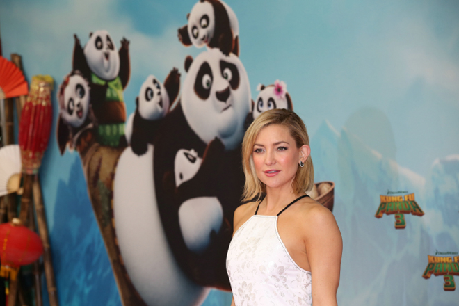 Hollywood-Stra Kate Hudson posiert mit ihrem Film-Charakter Mei Mei aus "Kung Fu Panda 3"