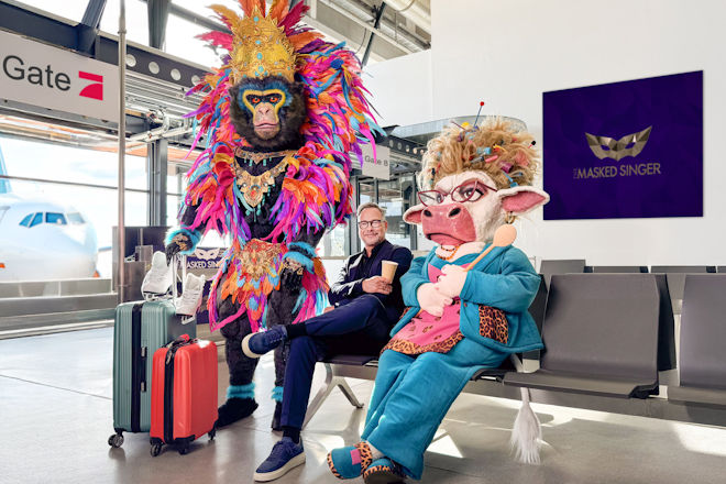 Matthias Opdenhövel (M.) mit KING und MUUHNIKA.