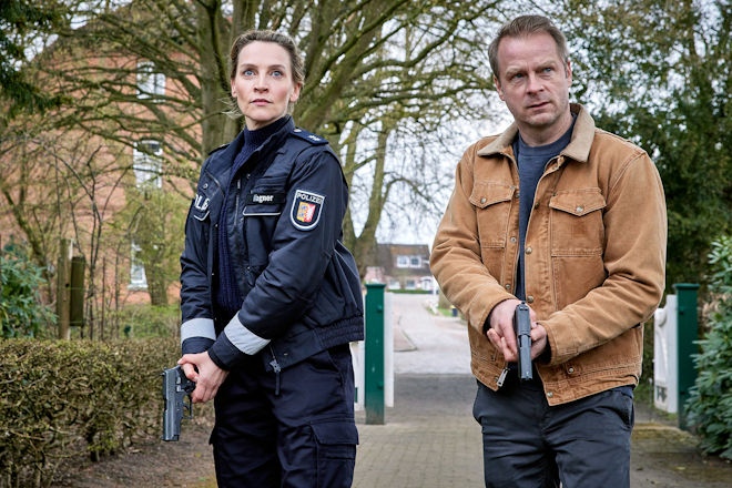 Hinnerk Schönemann (Hauke Jakobs) und Jana Klinge (Hannah Wagner) ermitteln in der Krimireihe "Nord bei Nordwest".