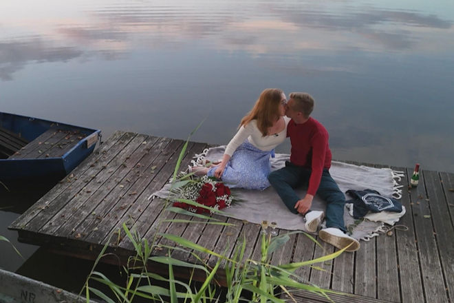 Pauline und Christopher kr&ouml;nen ihre Hofwoche - heute (22.12.2025) bei "Bauer sucht Frau"