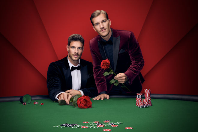 Die neuen Bachelors Martin Braun (l.) und Felix Stein kehren erst am nächsten Mittwoch (02.07.2025) auf den Bildschirm zurück.