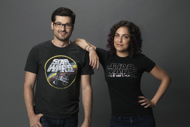 Moderieren das Unboxing Event zum ForceFriday: Internet-Stars Anthony Carboni (l.) und Andi Gutierrez