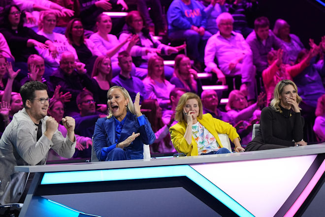 Heute (28.05.2025) spielen bei "Wer isses?" (v.l.n.r.) Chris Tall mit Janine Kunze gegen Annette Frier und Michelle Hunziker.