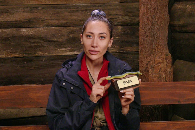 RTL Dschungelcamp 2026: Samira Yavuz hat Eva die Schlange zugeordnet und dies pers&ouml;nlich begr&uuml;ndet.