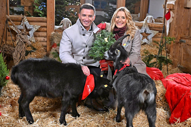 Stefanie Hertel und Marco Ventre laden ein zu "Weihnachten auf Gut Aiderbichl".